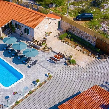 וילה Stone Holiday With Pool And Gorgeous Sea Views Rogoznica *